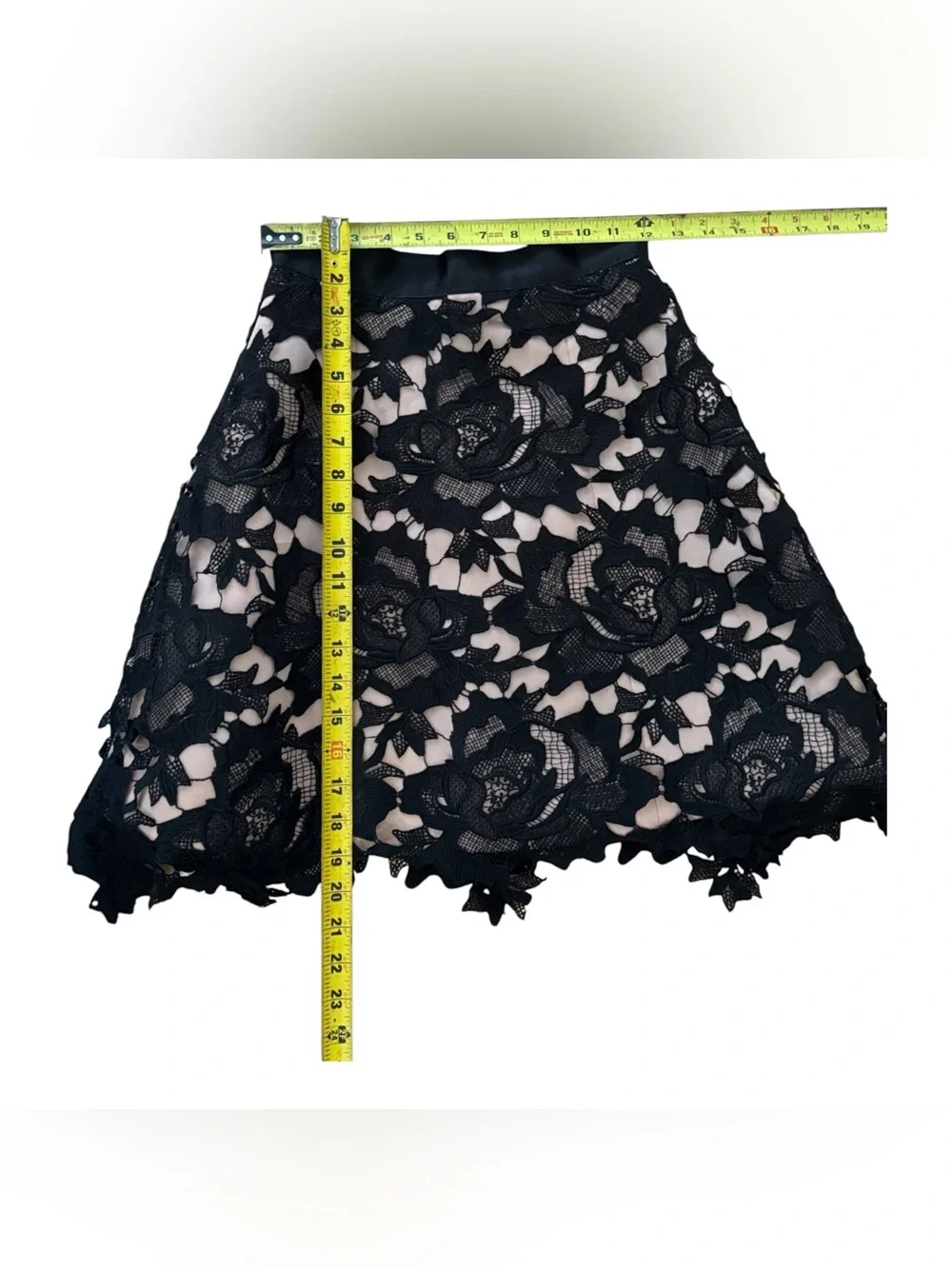 Alexis Black Lace Overlay Skater Skirt with Blush Underlay Size Small